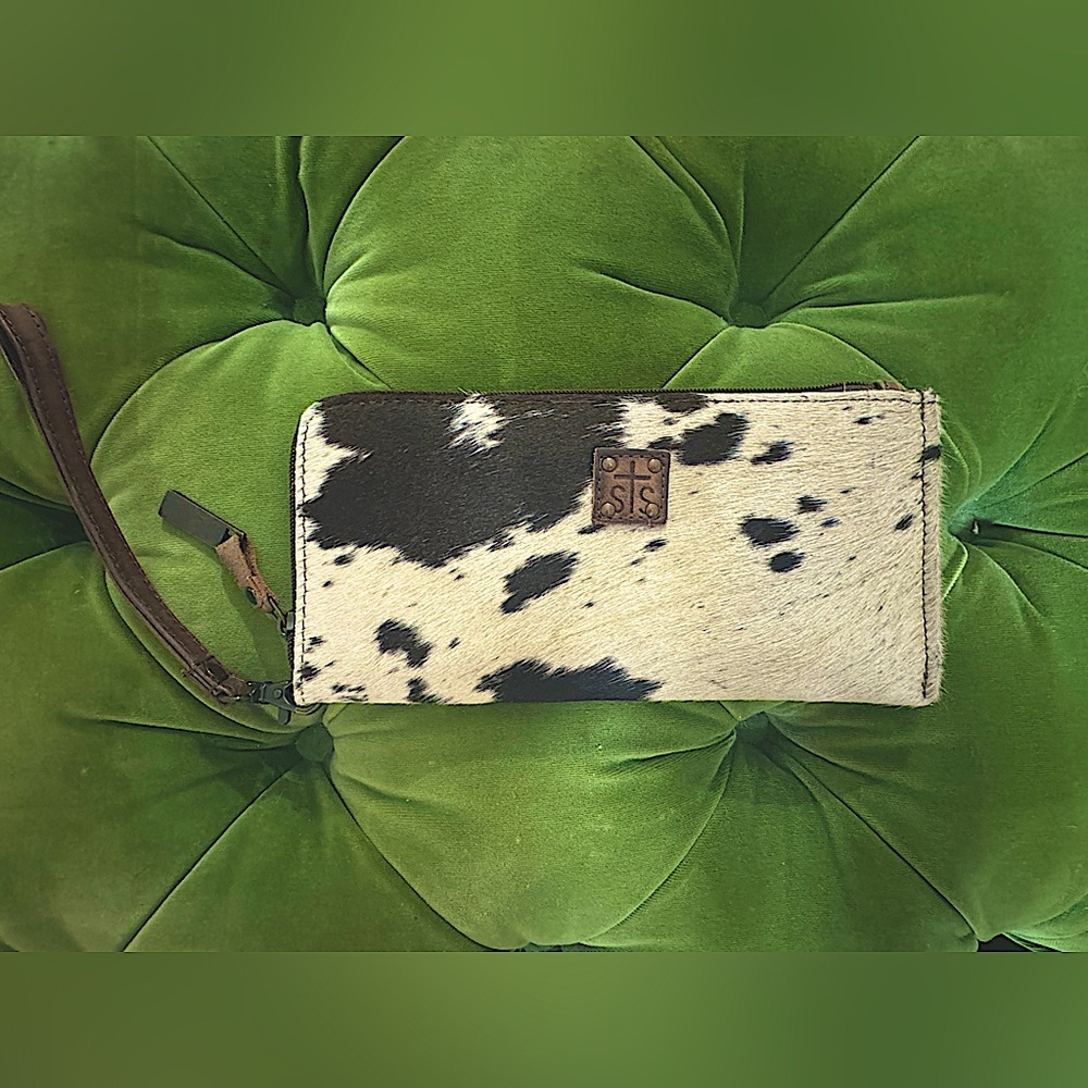 STS Ranchwear Womens Clutch Distressed Brown Cowhide Clutch Bag